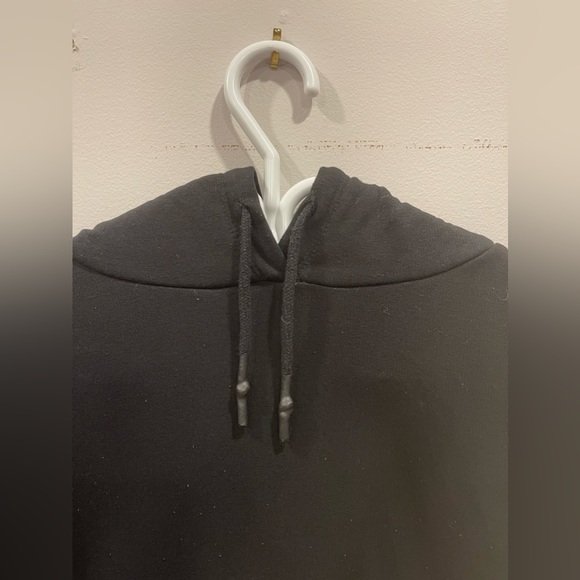 Black Zara Hoodie - Picture 2 of 5